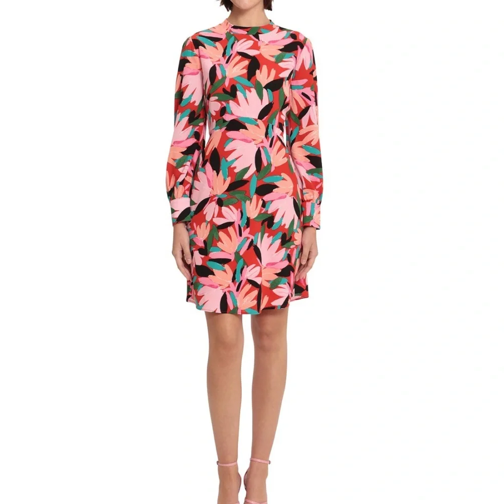 Donna Morgan Women floral
Printed Dress. size 10 - Picture 4 of 8